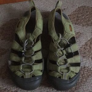 KEEN women's sandal